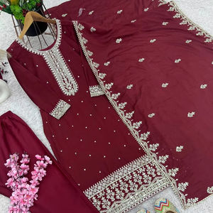 ชุดแต่งกายสำหรับนักออกแบบงานปาร์ตี้แต่งด้วยชุดปัก - Product Image 1