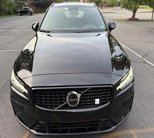 2023 pour V60 Recharge T8 Polestarr AWD Turrbo Cuir R18 Faible kilométrage Boîte de vitesses automatique Volant à gauche Essence/Gaz - Product Image 1