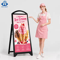 Pantalla Digital Portátil ZDHQ con Soporte de Piso, Resistente al Agua IP65, para Publicidad, con Control por Aplicación CMS Integrada