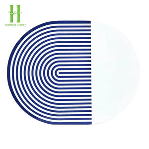 MÁS VENDIDO: Mantel Individual de Bambú Lacado Ecológico, Bandeja de Servir Festoneada Pintada a Mano, Centro de Mesa Decorativo Hecho a Mano - Product Image 2