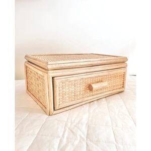 Gran oferta, joyero de ratán de alta calidad con espejo, muebles de dormitorio para niños de ratán hechos a mano OEM del fabricante de Vietnam - Product Image 2