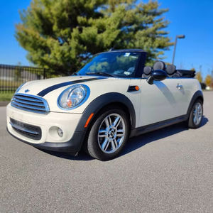 Voiture d'occasion de qualité abordable, MI-NI Con-vert-ible Coo-per 2015, conduite à gauche - Product Image 1