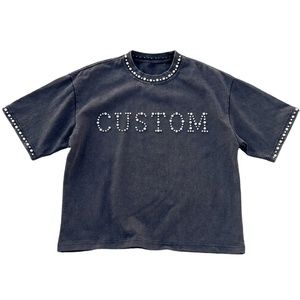 เสื้อยืดโอเวอร์ไซส์ลายกราฟิกแบบย้อมสีสไตล์วินเทจประดับคริสตัล 100% ผ้าฝ้ายเนื้อนุ่ม ระบายอากาศได้ดี เหมาะสำหรับใส่ลำลองและสตรีทแวร์สำหรับทุกเพศ - Product Image 1