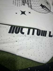 เสื้อฮู้ดดี้พิมพ์ลายพัฟฟ์ ผ้าซาตินประดับเพชร แต่งลายปักแบบดิสเทรส สไตล์สตรีทแวร์ ผ้าเฟรนช์เทอร์รี่เนื้อหนา สำหรับฤดูหนาว - Product Image 2