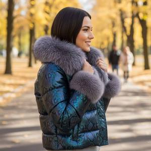 Blouson matelassé en cuir véritable pour femme, col en fourrure de renard gris, coupe-vent d'hiver, fermeture éclair, style streetwear, col amovible - Product Image 2