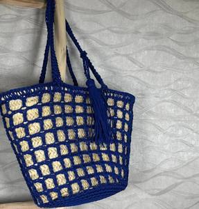 Sac fourre-tout marocain en paille tressé à la main avec crochet bleu, panier de marché français, sac bohème pour la plage - Product Image 4