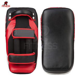 Escudo de Cuero Personalizado para Entrenamiento de MMA y Kickboxing, Almohadillas Curvas para Golpes, Muay Thai - Product Image 1