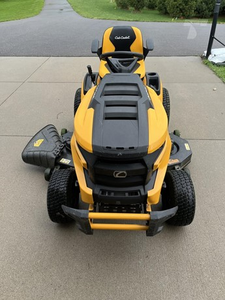 รถตัดหญ้าแบบนั่งขับ Cub Cadet XT2 GX54 FAB GX54D LX42 26 แรงม้า 54 นิ้ว ระบบไฮโดรสแตติก เครื่องยนต์โคห์เลอร์ มือสองและใหม่ ขาย - Product Image 2