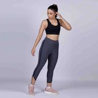 Yüksek Destekli Tek Omuzlu V Yaka Crop Spor Sütyeni Özelleştirilmiş Yetişkin Beden Fitness Rahat Erkek Dikişsiz Nefes Alabilen Hızlı Kuruyan
