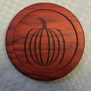 Tabla de Charcutería de Bambú para Cocina con Asa, Diseño Moderno y Lujoso, Apta para Lavavajillas, Forma Redonda, Fácil de Limpiar - Product Image 5