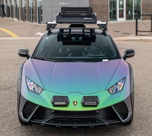 Lamborghini Huracán Sterrato 2023, Gasolina, Bajo Kilometraje - Product Image 1