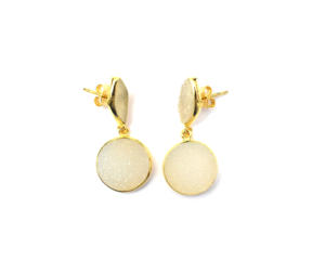 Boucles d'oreilles en argent sterling 925 faites à la main avec pierre précieuse Druzy blanche et bijoux à la mode en plaqué or pour elle - Product Image 5