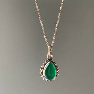 Pendentif en onyx vert de style bohème serti de pierres en argent sterling 925 de qualité supérieure, taille poire brillante, pour femme, idéal pour mariage et soirée - Product Image 3
