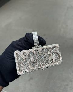 Exportateur indien Pendentif en diamant personnalisé élégant Bijoux artisanaux avec de vrais diamants pour hommes disponibles à un prix abordable - Product Image 3