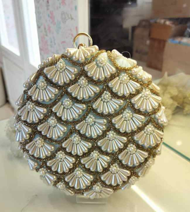 กระเป๋าคลัทช์แฮนด์เมดทรงกลมแบบพรีเมี่ยมปักลวดลายสำหรับงานราตรีสำหรับงานแต่งงานและโอกาสพิเศษ - Product Image 1