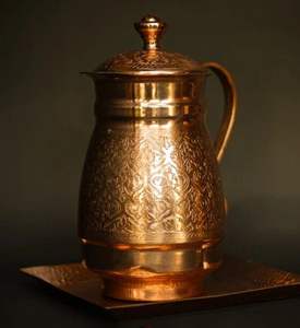 Cafetera de cobre de patrón único con uso funcional y acabado antiguo, perfecta para servir a los invitados con estilo - Product Image 4