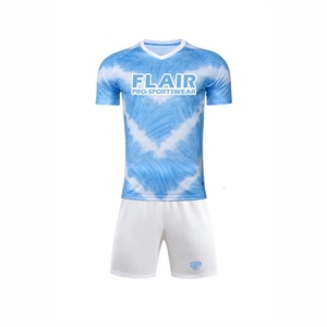 Maillot de football personnalisé pour enfants au design rétro meilleure qualité 100% polyester confortable respirant ensemble de haut court à l'avant nom du service OEM - Product Image 1