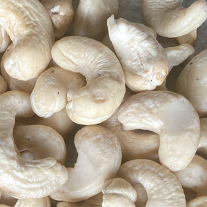 เม็ดมะม่วงหิมพานต์ที่ดีที่สุด240 W เม็ดมะม่วงหิมพานต์ส่งออกไปยังดูไบ, อียู, ตะวันออกกลาง - Product Image 1