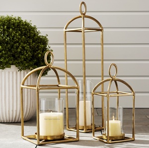 Linterna de Metal de hierro forjado Fallon con acabado dorado de diseño americano para decoración navideña y del hogar, linterna de vela de mesa - Product Image 2