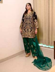 Salwar entièrement cousu en velours de viscose lourd, broderie, travail à la main, manches longues, coupe ajustée, tenue de soirée d'hiver, look avec dupatta - Product Image 2