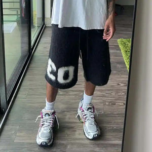 Gran oferta de pantalones cortos de Mohair de verano holgados con logotipo personalizado Unisex de talla grande con cordón de punto pantalones cortos de Mohair para hombres - Product Image 5