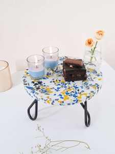 Support à gâteau en bois et résine unique pour présentations de gâteaux personnalisées Décoration intérieure Support à gâteau en résine en bois multi-usages en vente - Product Image 3