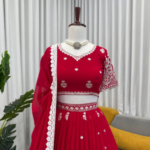 Kadınlar İçin Geleneksel İşlemeli Hızlı Kuruyan Faux Georgette Lehenga Choli Takımı Dupatta Parti Düğün Şenlikli Günler Gelin Stili - Product Image 1