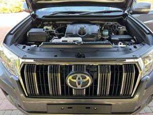 2022 Toyota Prado 2.8 GD TX มือสองดีเซล SUV เกียร์ธรรมดาหนังสีดำอ่อนภายในพาโนรามาซันรูฟ ACC R18ล่องเรือขวา - Product Image 6