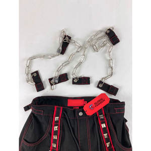 Pantalons convertibles pour hommes en shorts, style gothique, vente en gros, punk, gothique, noir/rouge, clous, fermeture éclair, chaînes, pantalons - Product Image 3