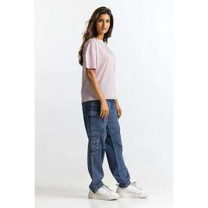 เสื้อยืดผู้หญิงผ้าคอตตอนเจอร์ซีย์รุ่นพื้นฐาน WM-KTP-SS24-066 ผ้าฝ้าย 100% ระบายอากาศได้ดี เสื้อยืดลำลองคุณภาพพรีเมียม รับผลิตแบบ OEM ODM - Product Image 3