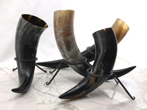 Viking Food-Safe Véritable Tasse à boire en corne avec support en cuir Style animal pour mariage, maison, hôtel, inspiré de l'Inde - Product Image 6