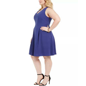 Robe Teeze Me Juniors' Navy Crepe Fit & Flare, grande taille, sans manches, taille naturelle, taille 14 - Product Image 3