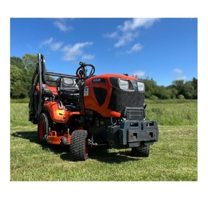 Cortadora de césped profesional Kubota G231 con unidad de potencia diésel de 23 hp y sistema de corte de descarga trasera de 2 cuchillas duradero. - Product Image 5