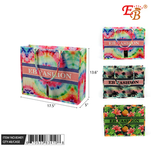 Lot de 48 sacs fourre-tout en polyester tendance 14"x18" avec logo personnalisé, poignée en coton, fermeture éclair, impression de lettres moyennes, modèle usage quotidien - Product Image 1