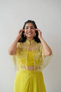 ชุดเดรสผ้ายีนส์แบบเดี่ยวพร้อมใส่ผ้าเครปมีรายละเอียดและเย็บ Choli ขายส่งสุดพิเศษ - Product Image 4