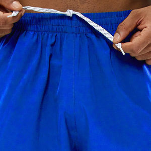 Short de gym pour hommes taille élastique mi décontracté motif solide poches couleur unie entraînement numérique conception de course à pied personnalisable OEM - Product Image 6