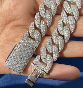 Newly Sparkling Fully Iced Out <b>Cuban</b> <b>link</b> 925 Silver <b>Bracelet</b> For <b>Men</b> in Round and Baguette Moissanite Diamonds - Product Image 4