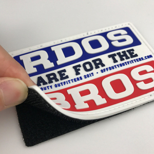 Étiquettes en PVC 3D pour vêtements, patchs en PVC, logo de marque, logo personnalisé, caoutchouc gaufré durable, logo en silicone gaufré, patchs en caoutchouc OEM, étiquettes souples - Product Image 3