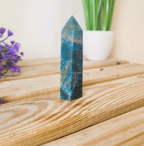 Obelisco Tallado de Apatita Azul Natural para Reducción del Hambre Espiritual, Mejora de la Comprehensión, Aprendizaje, Sanación de Chakras - Decoración del Hogar - Product Image 1
