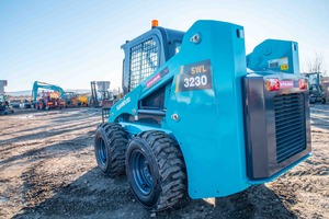 รถตักล้อยางขนาดเล็ก SUNWARD SWL3230 อเนกประสงค์ ขนาดกะทัดรัด ใช้งานง่ายในพื้นที่จำกัด เหมาะสำหรับงานขนย้ายวัสดุ - Product Image 6