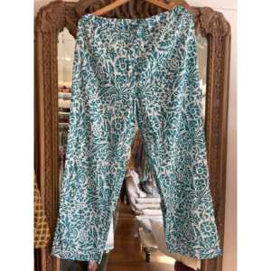 Conjunto de Pijama Tropical Dreaming ODM, 100% Algodón Tejido, Suave y Cómodo para Dormir en Verano, con Botones y Cintura Elástica para Familias - Product Image 2