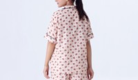 Pijama de noche elegante para mujer suave algodón cómodo y elegante ropa de dormir de dos piezas moda venta al por mayor personalizada