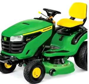 Kit Combinado de Taladro/Atornillador de Impacto Inalámbrico Compacto sin Escobillas de Iones de Litio M18 de 18 V de Milwaukee - Product Image 1