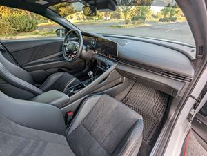 Elantra Sedán Turbo 2023 Usado, Cuero Oscuro, Aleación de Aluminio, 1-25000 Millas, Techo Panorámico, 100% en Perfecto Estado - Product Image 4