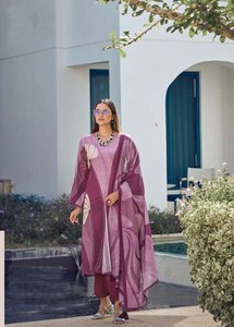 Ensemble Kurta Pantalon Droit Brodé de Créateur avec Dupatta à Imprimé Floral Numérique pour Tenue de Soirée Élégante - Product Image 3
