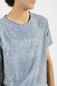 Camiseta deportiva de punto de poliéster 100% de alta calidad de secado rápido con patrón de logotipo personalizado sublimación diseño personalizable de moda - Product Image 3