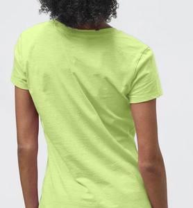 Camiseta de mujer de la mejor calidad, camiseta de manga corta con estampado de algodón/poliéster para mujer, ropa activa con cuello en V y logotipo personalizado - Product Image 3