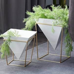 Hecho a mano indio con acabado en polvo Dorado de la mejor calidad en maceta de hierro y soporte con el mejor precio - Product Image 4