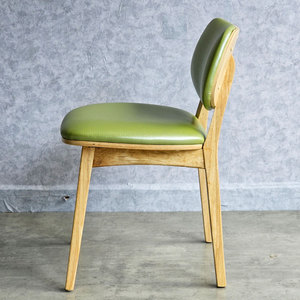 เก้าอี้ร้านอาหารแบบซ้อนได้พร้อมเบาะนุ่มและโครงไม้ยางพารา-GCF168 - Product Image 4