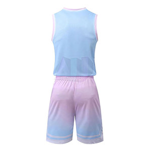 Conjunto de Uniforme de Baloncesto de Grado Profesional, Logotipos, Números y Nombres Personalizados, Tallas Grandes, Transpirable y Absorbente de Humedad, Tallas Disponibles - Product Image 2